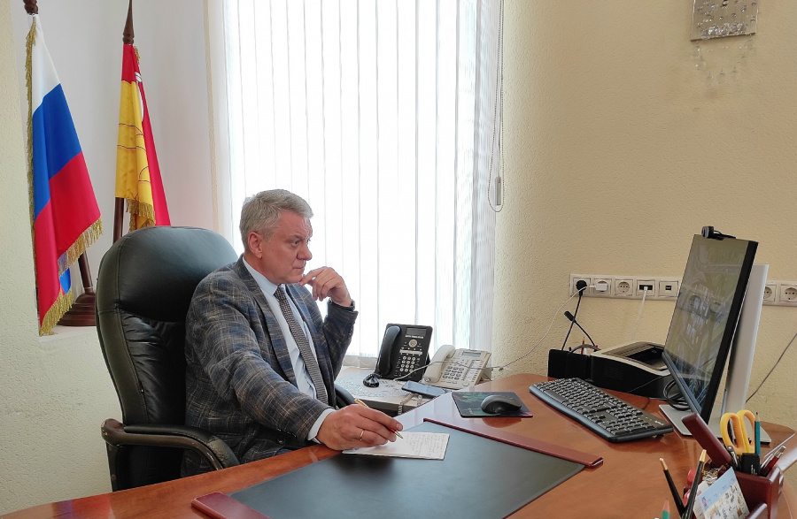 Сергей Канищев принял участие в рабочей встрече уполномоченных по правам человека в субъектах РФ, входящих в ЦФО Сергей Канищев принял участие в рабочей встрече уполномоченных по правам человека в субъектах РФ, входящих в ЦФО
