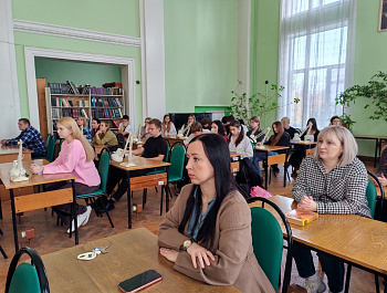 Сотрудники аппарата побывали на фестивале «ЧИТАЙ.ВРН»