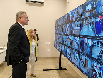 Выборы-2026. Уполномоченный  посетил Ситуационный центр Штаба общественного наблюдения за выборами 